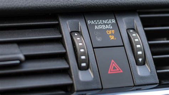 How much does it cost to turn off the airbag light